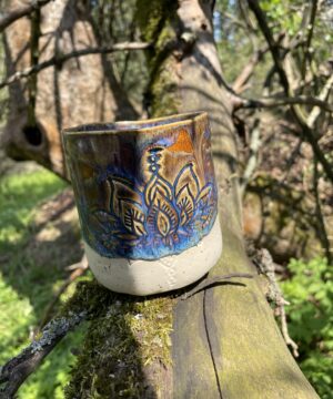 Keramik Becher getöpfert Lotus