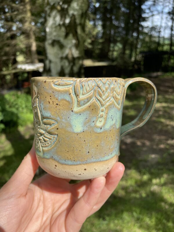 getöpferte tasse, türkis, keramik, handgemacht, regional, nachhaltig