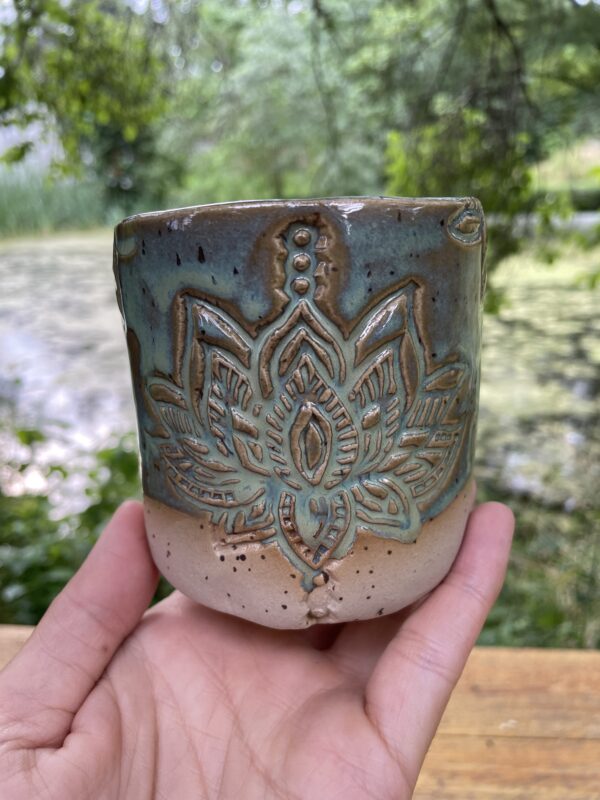 Keramik Tasse handgemacht getöpfert