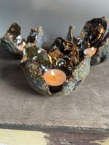 Keramikhochzeit Geschenk und Bedeutung Keramik Teelichthalter getöpfert handgemacht gold Deko