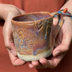Keramik Tasse pink handgemacht getöpfert