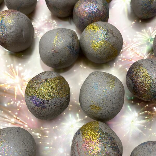 Silvester mit Kindern Mitgebsel Geschenk Wunderfunkel Party spiel Schatzsuche
