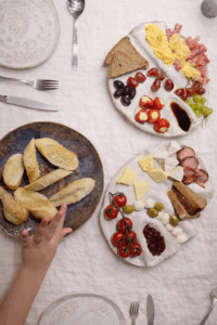 Tapas Teller Keramik Charcuterie Teller Keramik Neunerlei Teller Design handgemachte Keramik Teller getöpfert Geschenk Geburtstag Hochzeit Hobby Koch