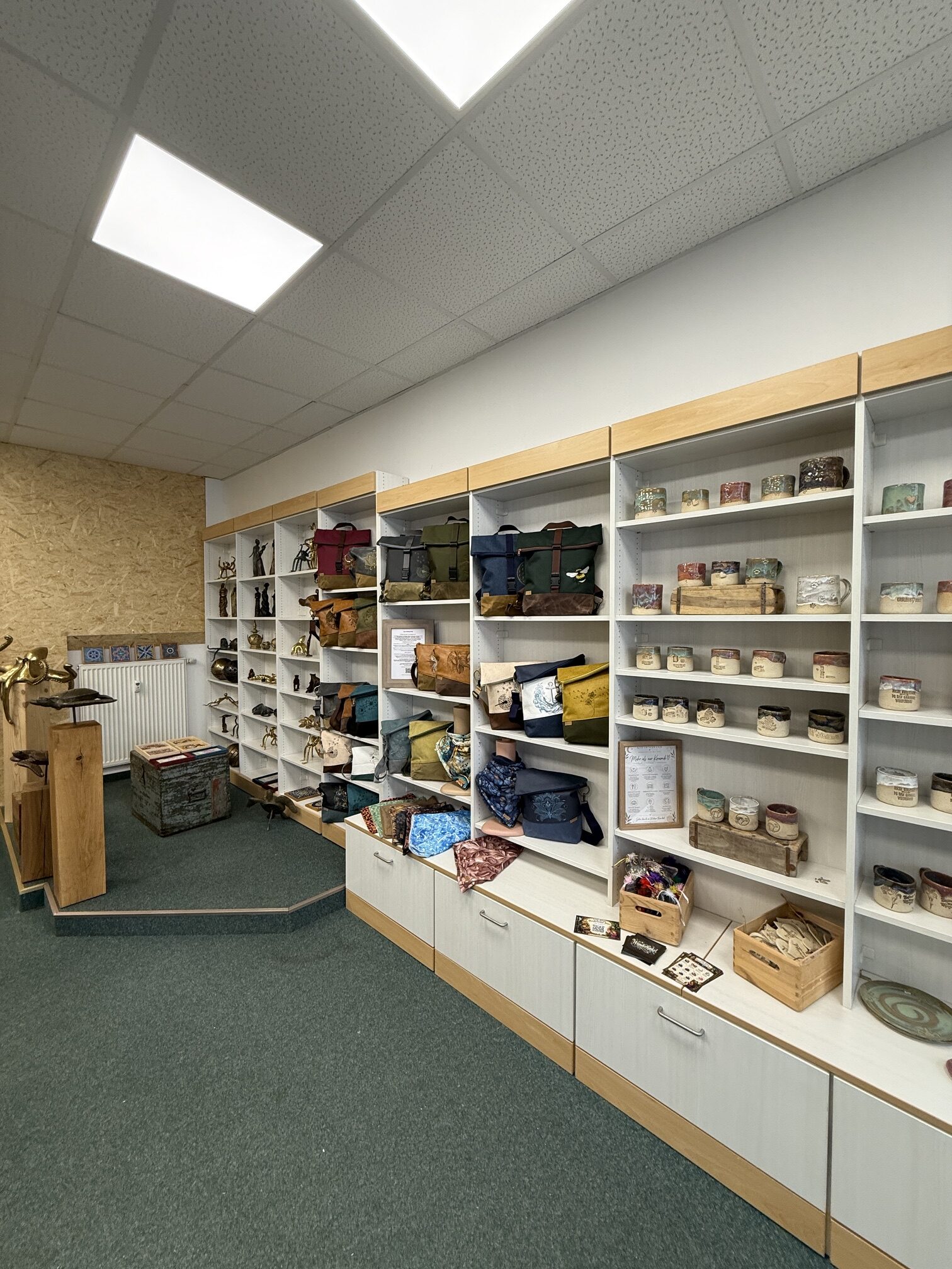 Pop Up Store Freiberg in der Erbischen Straße mit Keramikbrand, Wunderfunkel, Mathimuffin, Holzmops, Dipa Doreen Wolf und Thomas Reichstein