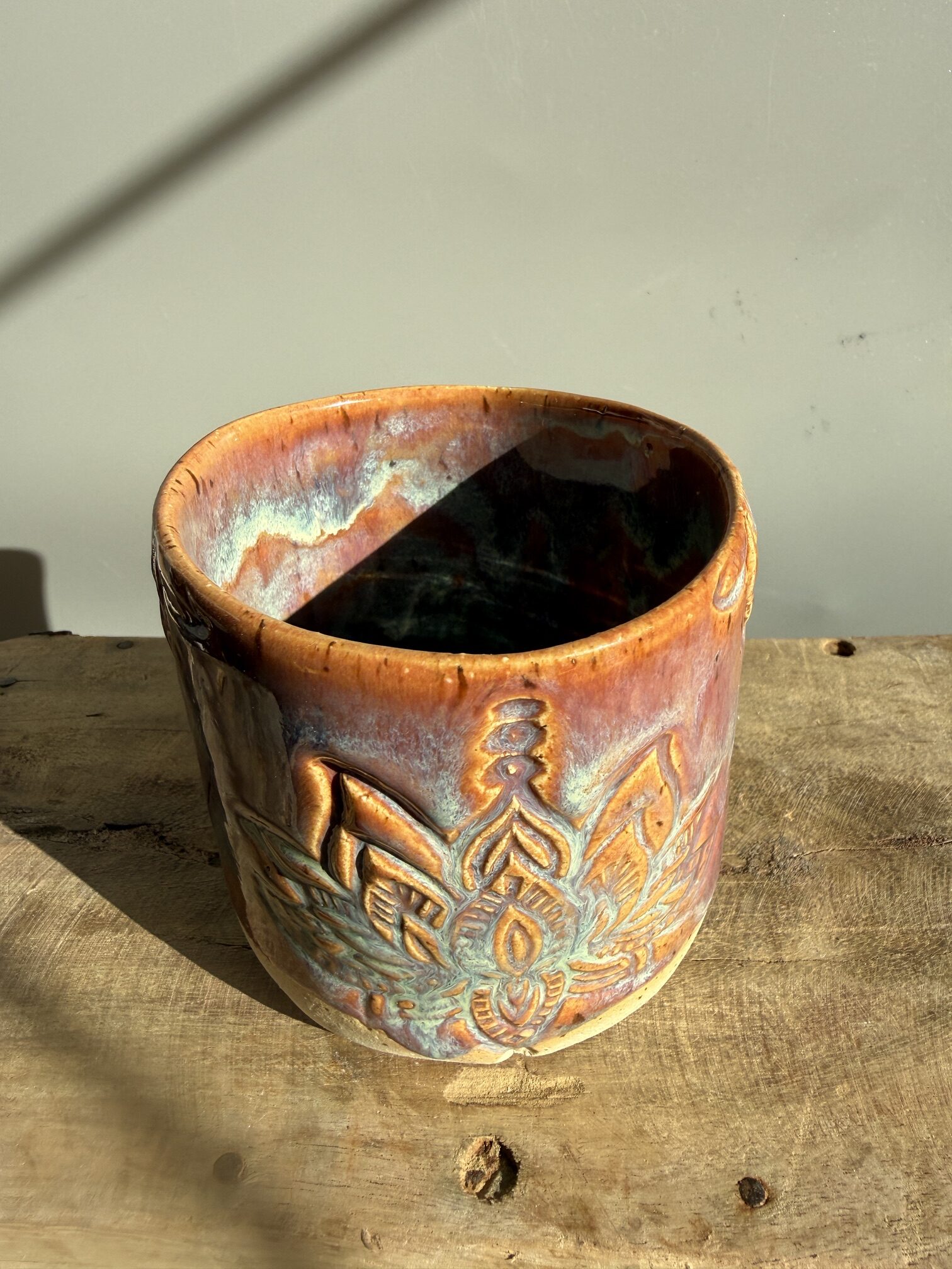 Keramikbecher mit Lotus Relief für Yoga und Meditation